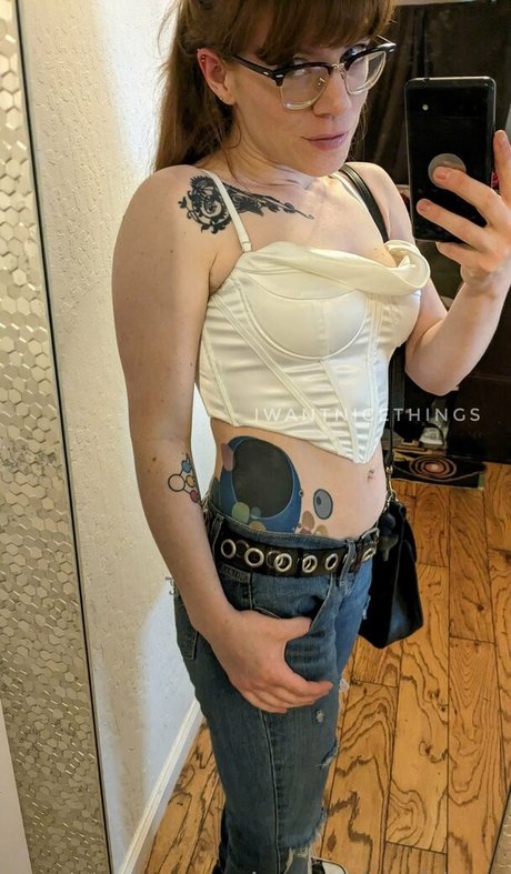 iwantnicethings étoile chaude image