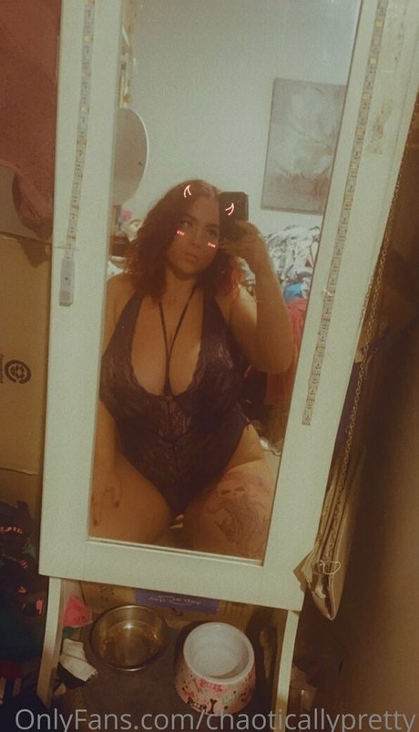 chaoticallypretty star pornographique photos