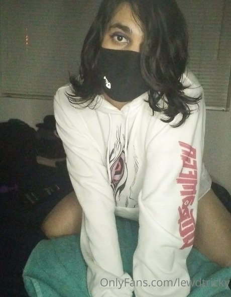 lewdtricky modèle nu image