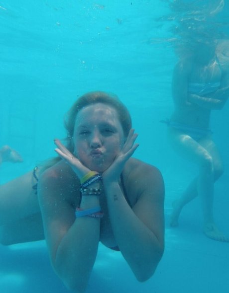 lingerie blanche onlyfans assez gratuit photos