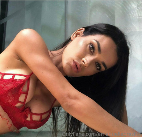 emanuellebrazilts modèle joli photo