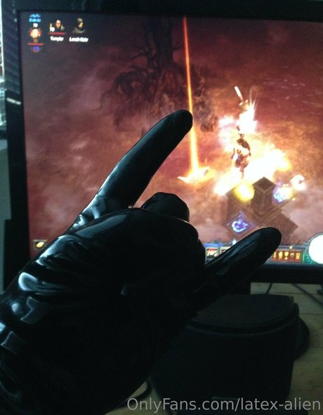 latex alien art de star du porno des photos