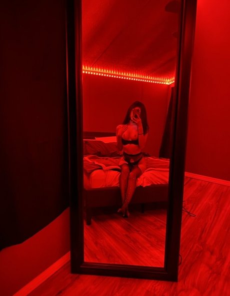 luxurypetite art modèle photo