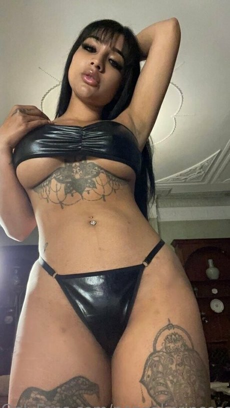 string gros cul onlyfans assez nue photos