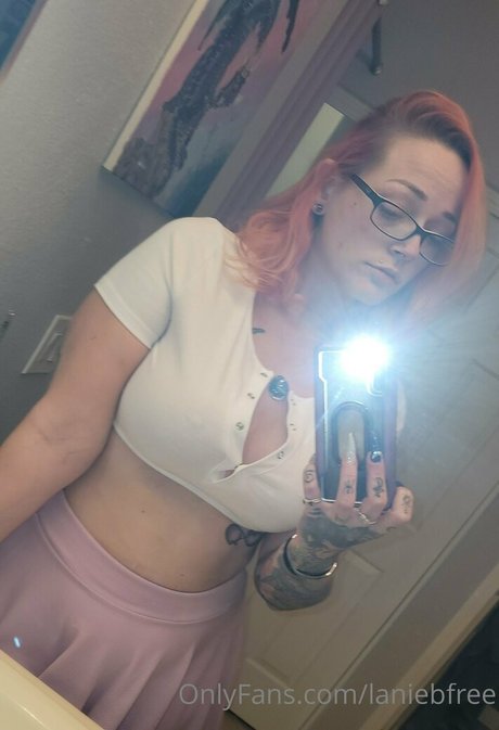 laniebfree modèle gratuit photo