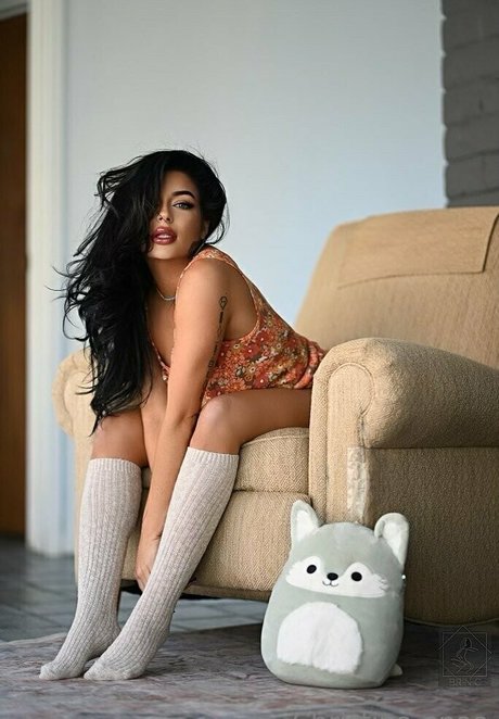 christinaenaa modèle chaud photo