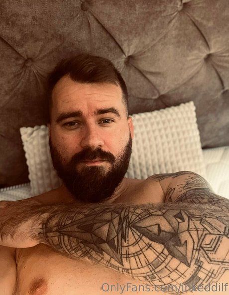 inkeddilf star du porno en haute qualité img