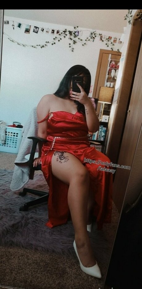 lalaaay étoile chaude img