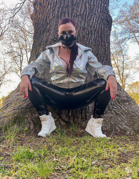 fans de gothique asiatique uniquement des nus sympas galerie