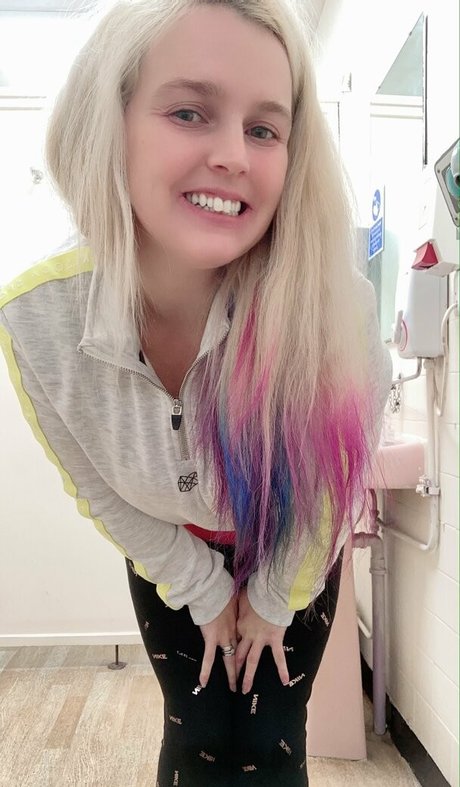 vickyjjay actrice de nus images