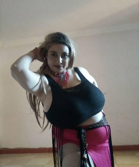 Nona Sokolova modèle de sexe img