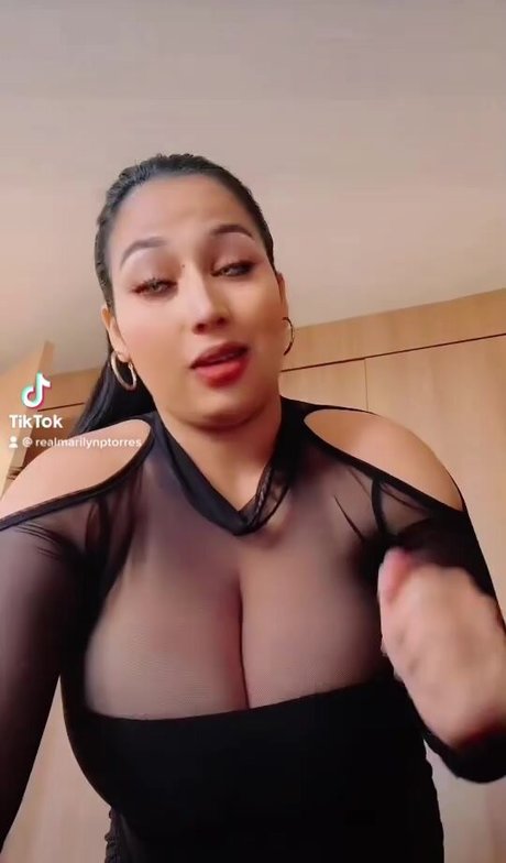 Karen Pinargote Torres actrice exclusive archive