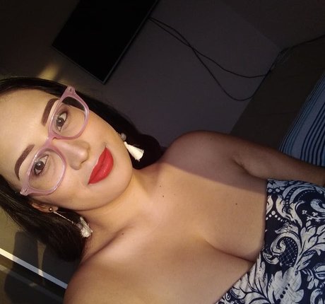 Karen Pinargote Torres mannequin images