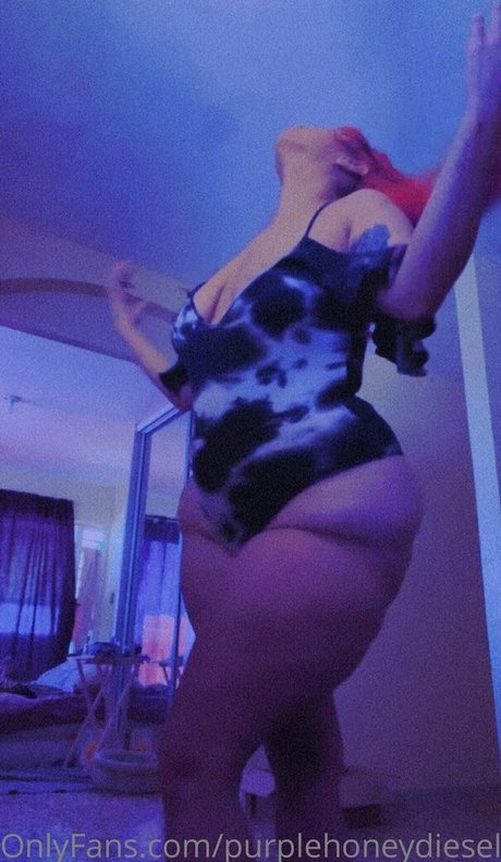 purplehoneydiesel joli modèle photos