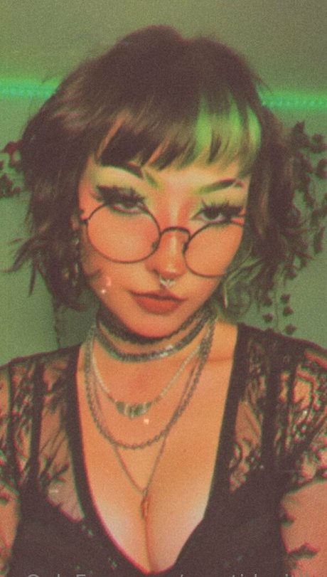 cryptidcaitlin star du porno adulte collection