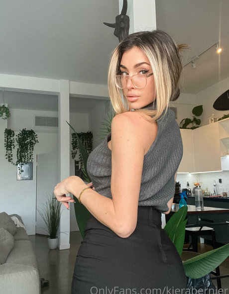 kierabernier actrice sexy photos