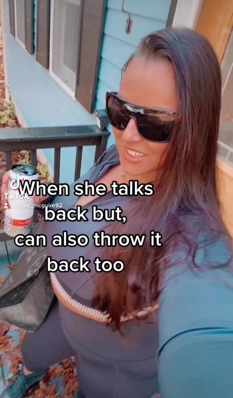 Lizzy Maguire star du porno en haute qualité photos