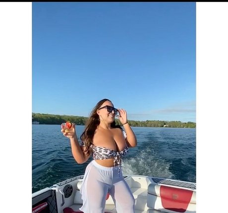 Lizzy Maguire art star du porno img