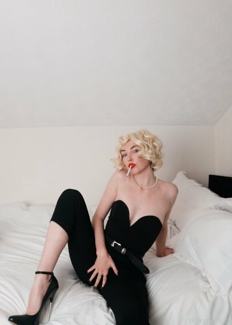 fellation publique onlyfans belle nue archive