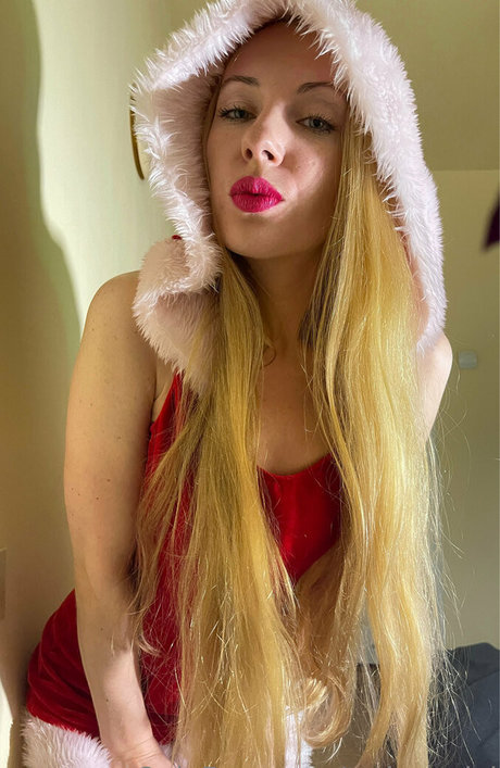 tati model mannequin des photos