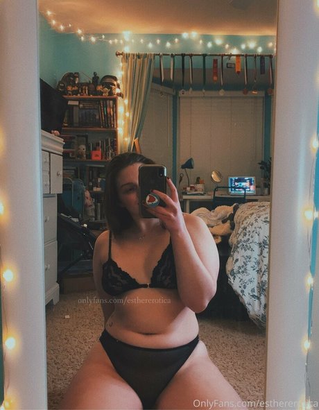 esthererotica meilleure actrice images
