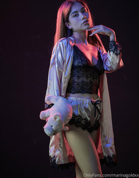 blonde en forme onlyfans meilleure qualité images