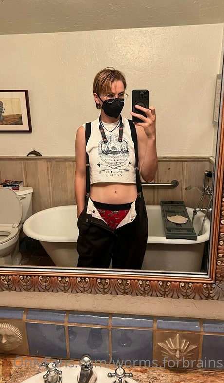 worms forbrains haut modèle photo