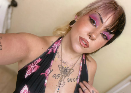 kirbyxx modèle hd galeries