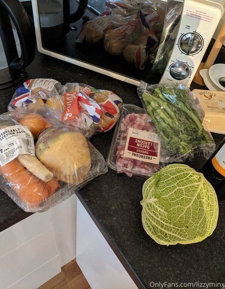 lizzyminx sexe star image