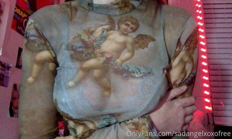 sadangelxoxofree modèle sexy images