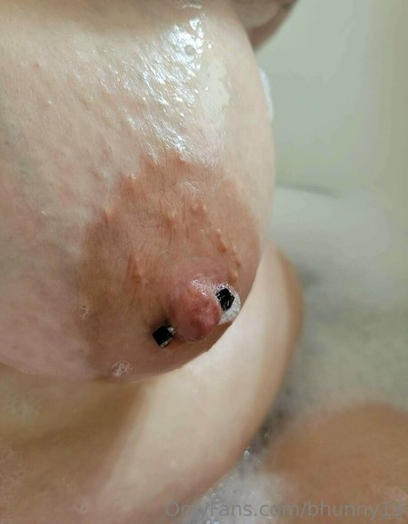 bhunny19 actrice artistique images