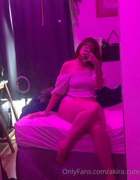 akira cute belle actrice galerie