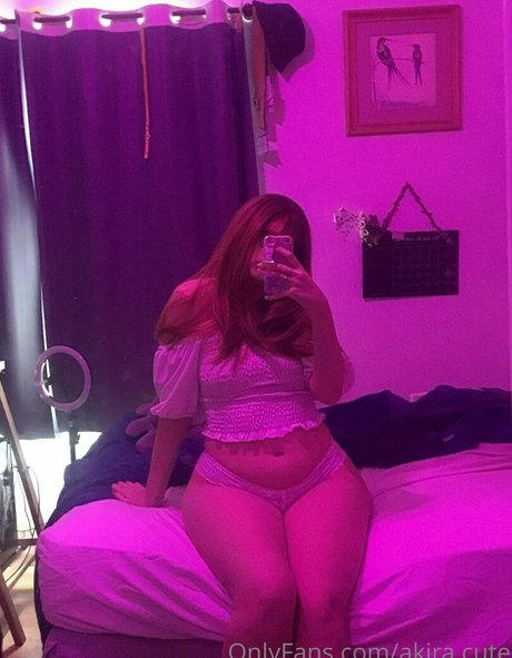 akira cute modèle porno galeries