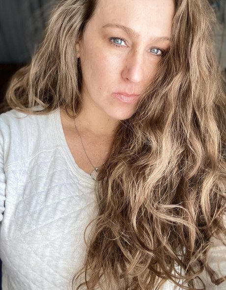 milf dp uniquementfans plutôt sexy archive