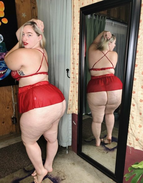 pom-pom girl nue onlyfans gratuit exclusif archive