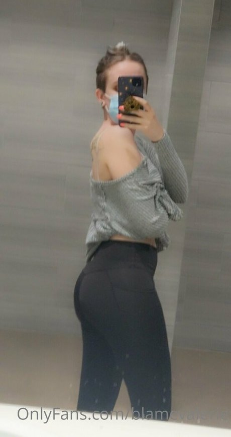 visage onlyfans joli art photo