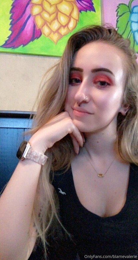 blamevalerie modèle meilleur galeries