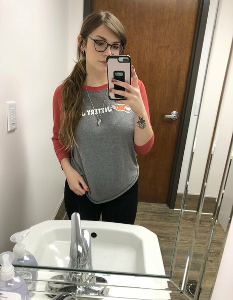 lucyshilohcam nus star du porno archive