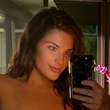 Brooke Barrows modèles nus photos