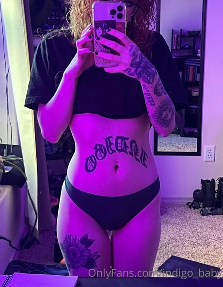 indigo baby nus star du porno galeries