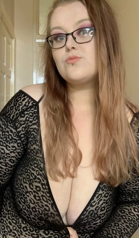 obeymisselle actrice hd galerie