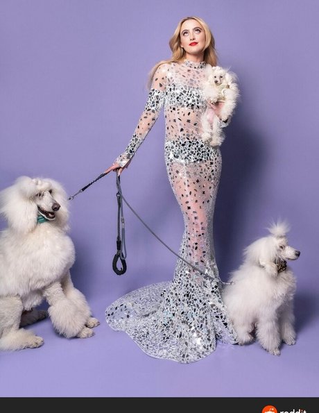 Kathryn Newton modèle parfait galerie