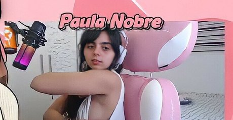 Paula Nobre étoile nue images