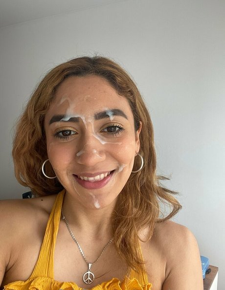 artemiscarmona modèle joli galerie