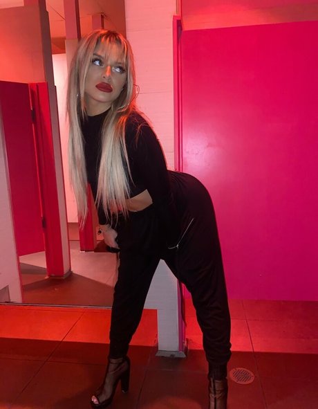 itshannahsworldd star du porno exclusive image