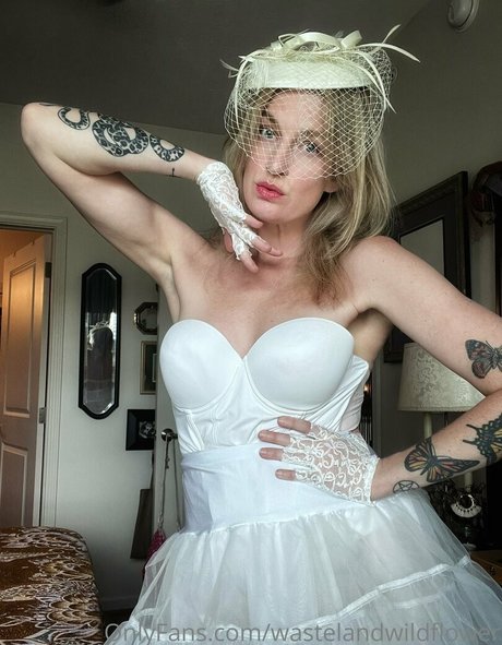 blonde en forme onlyfans sexy gratuit img