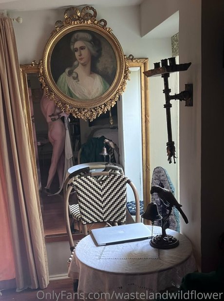 wastelandwildflower star du porno sexy photos