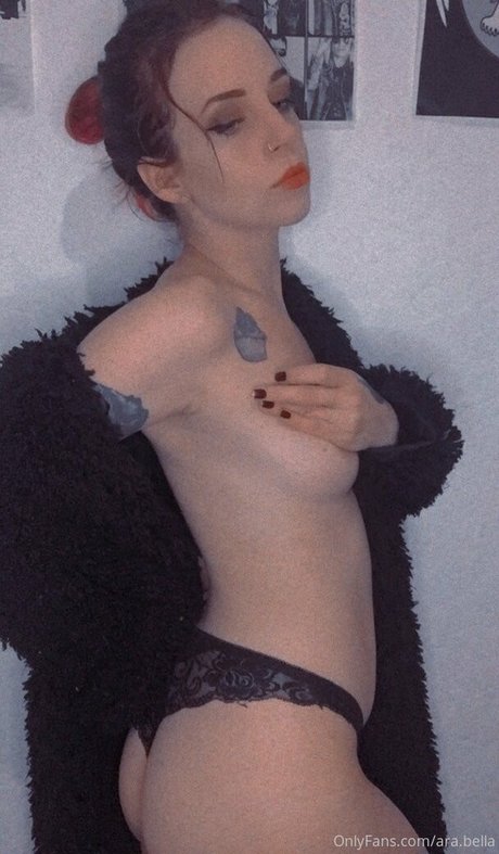 ara bella star du porno en haute qualité photos