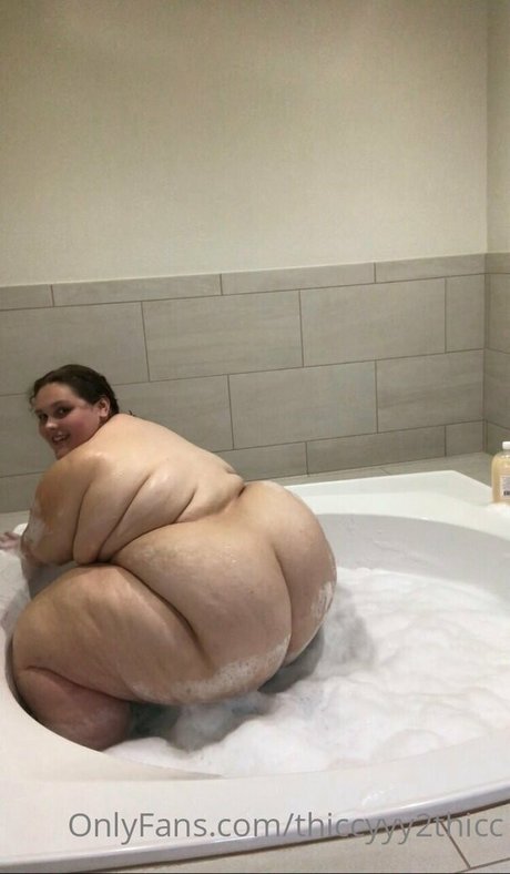 thiccyyy2thicc modèle chaud images