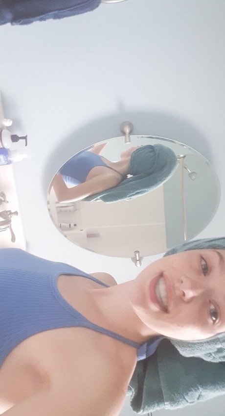 bikini nu onlyfans pornographique gratuit photos